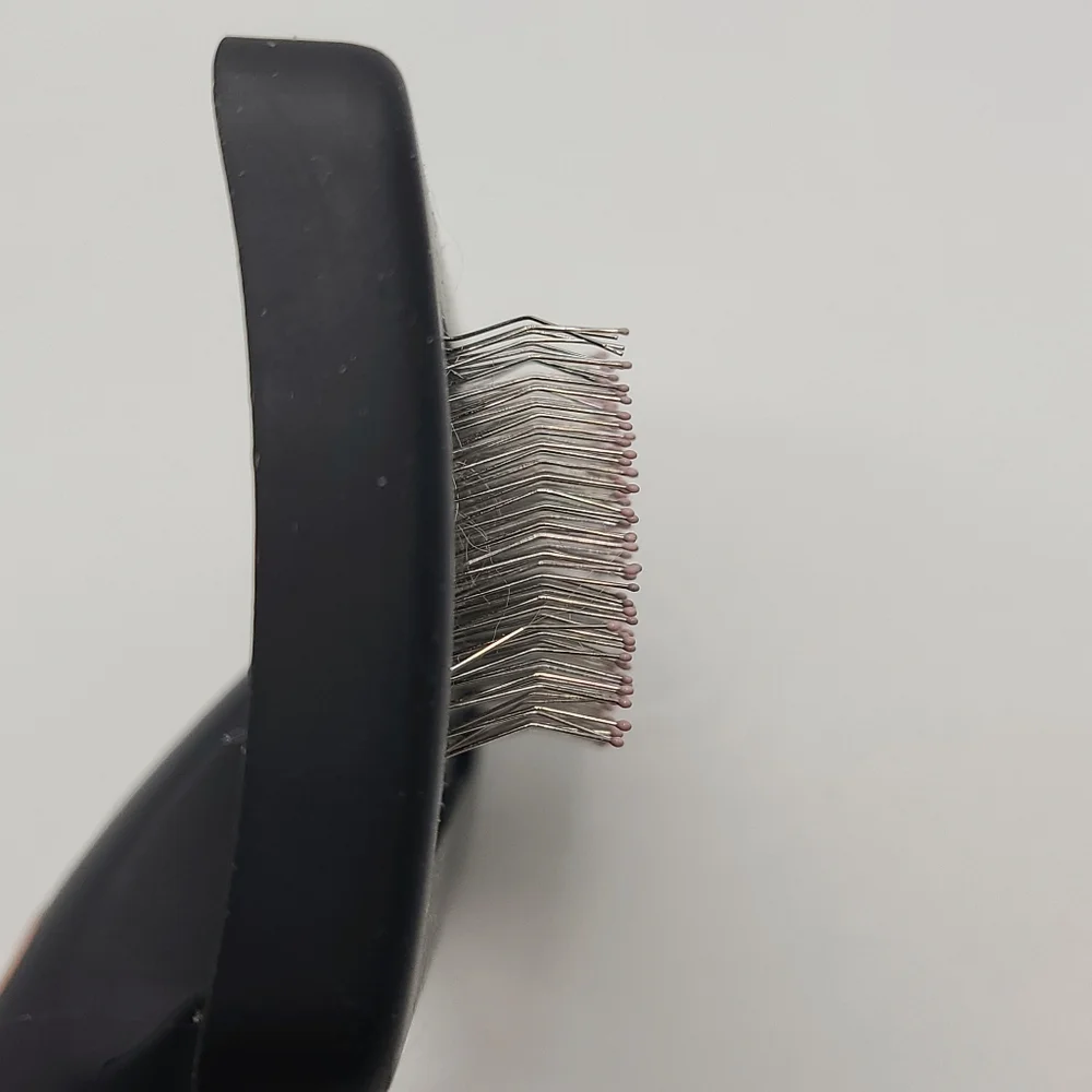 Well & Good Cushion Slicker Brush, from Petco.
